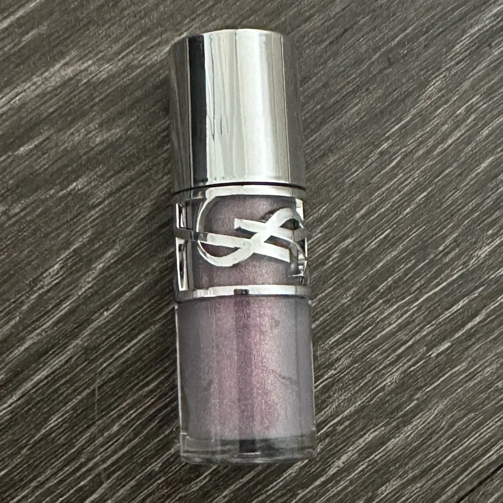 Nwt  YSL Loveshine Plumping Lip Oil Gloss - 01 thunder stealer